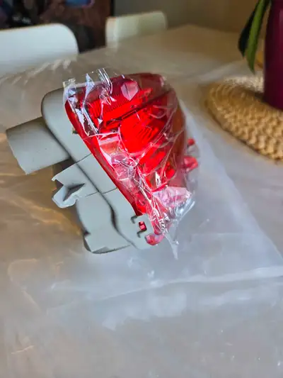 - Toyota Rav4 rear bumper reflector light brake signal lamp cover no bulp - LEFT side - Suitable for...