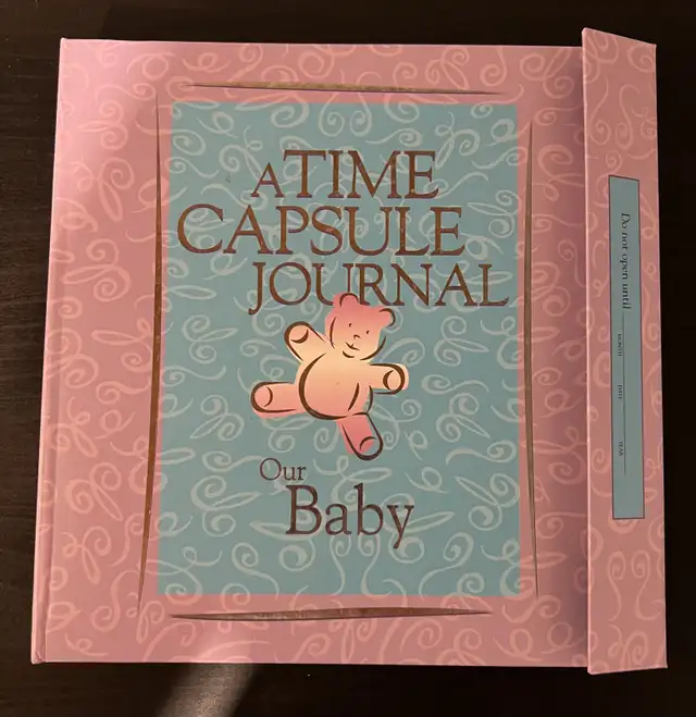 2 Memory Books: Baby Keepsake Memory Book & Birthday Memory Book in Other in Markham / York Region - Image 2