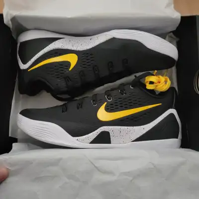 Kobe 9 EM Protro Relentless, View more