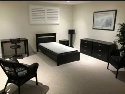 Private Room available for 800 CAD everything inclusive. Looking for a female Trent University Stude...