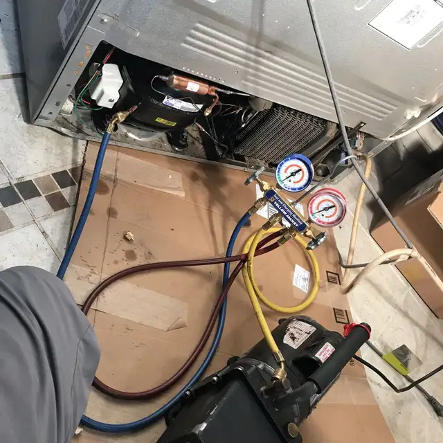 AC & Appliance Repair -  R410A & R22 systems in Appliance Repair & Installation in City of Toronto - Image 6
