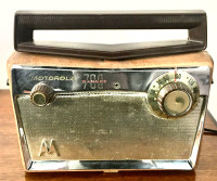 Vintage Motorola Ranger 700 Portable Radio 