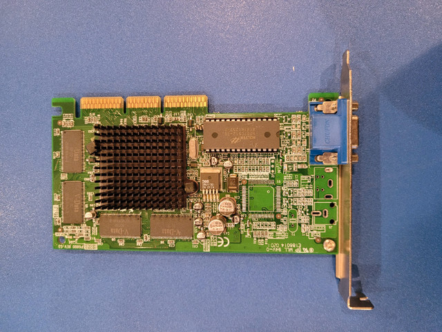 NVidia GeForce MX400 NV11 AGP 4x 64mb  Carte Video ordinateur dans Composants de système  à Laval/Rive Nord - Image 2