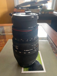 Sigma 70 - 300mm Zoom Lens