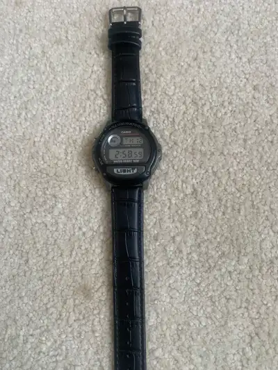 Men’s Casio W87H digital sports alarm chronograph watch,functions include day/date alarm hourly chim...