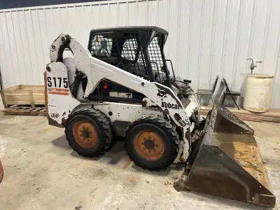 None Bobcat S175
