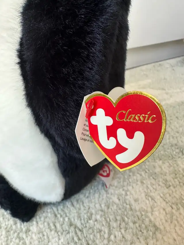 TY Classic Admiral penguin 2007 soft toy in Toys & Games in Charlottetown - Image 8