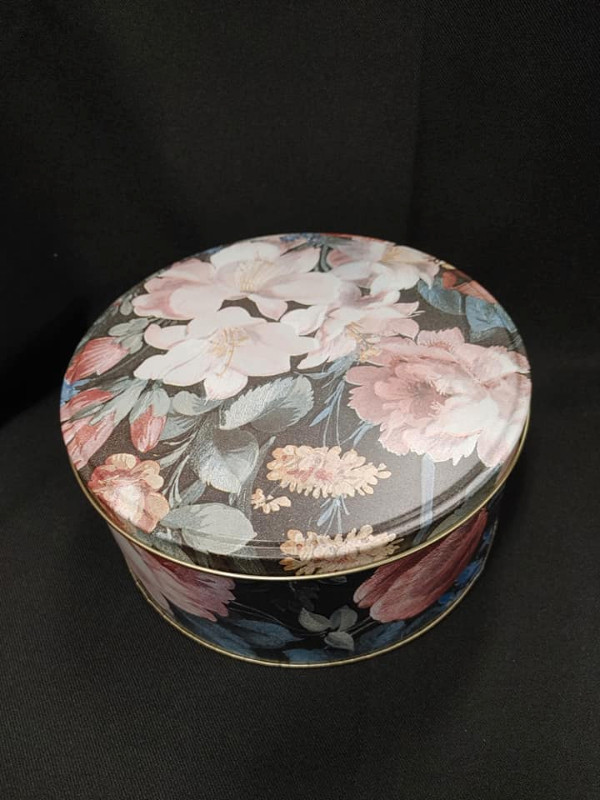 Black Flower Tin in Home Décor & Accents in Woodstock