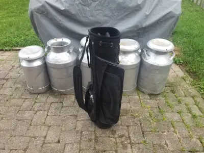 Golf Bag For Sale In Good Condition $20, View more