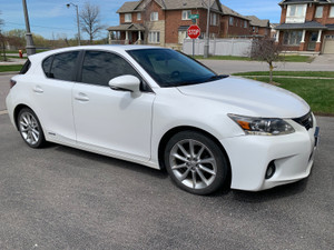 2011 Lexus CT 200h -