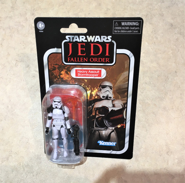 Star Wars Heavy Assault Stormtrooper VC253 VintageCollection NEW in Toys & Games in Calgary - Image 3