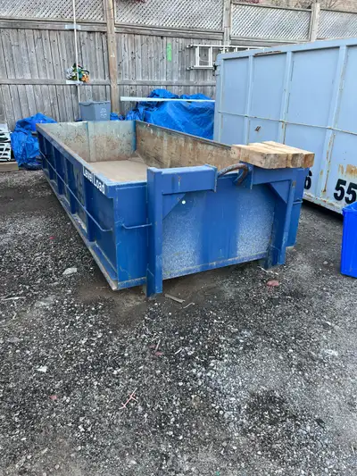 4 Yard Hooklift Bin 12ft x 4ft x 2ft 3 Available Contact for viewing: 416-558-9253