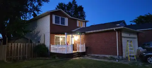 Room for rent in Barrie from April 1st, clean comfortable, environment all inclusive close to bus st...