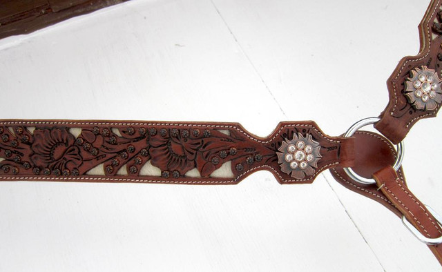 Hair-on filigree breast collar/headstall set in Livestock in Dawson Creek - Image 3