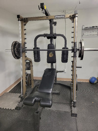 Nautilus Smith Machine