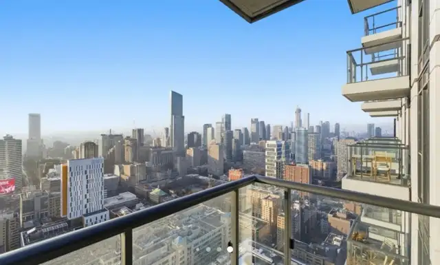 Bright Studio with Stunning City Views Eaton Centre