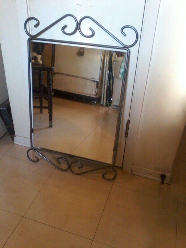 Mirror with wrought iron frame ,glass 20×16 inches a nice piece. in Home Décor & Accents in Cambridge - Image 2