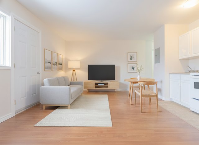 Modern Studio with Private Balcony – 236 Jogues St in Long Term Rentals in Sudbury - Image 2