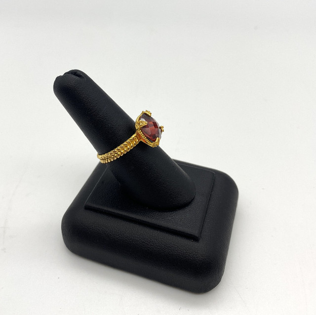 21K Yellow Gold 5.7GM Red Stone Ring $565 in Jewellery & Watches in Mississauga / Peel Region - Image 2