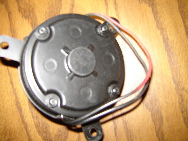 AC-Delco Fan motor/OLDS/Aurora in Other Parts & Accessories in Hamilton - Image 3