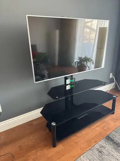 Meuble de TV / TV stand, View more