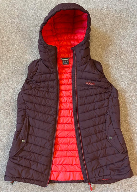 RAB Synergy Insulated Vest with Hood - Women's Size Small in Women's - Tops & Outerwear in Edmonton - Image 4