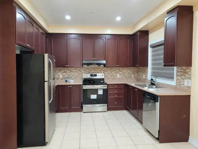 3 bedroom house for rent63849107384321121