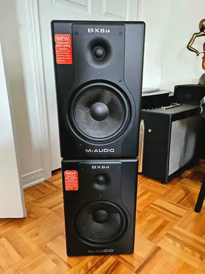 M-Audio BX8a, View more