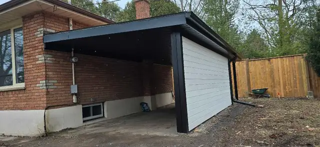 Eavestrough/soffit/fascia/siding/capping62863718608899124