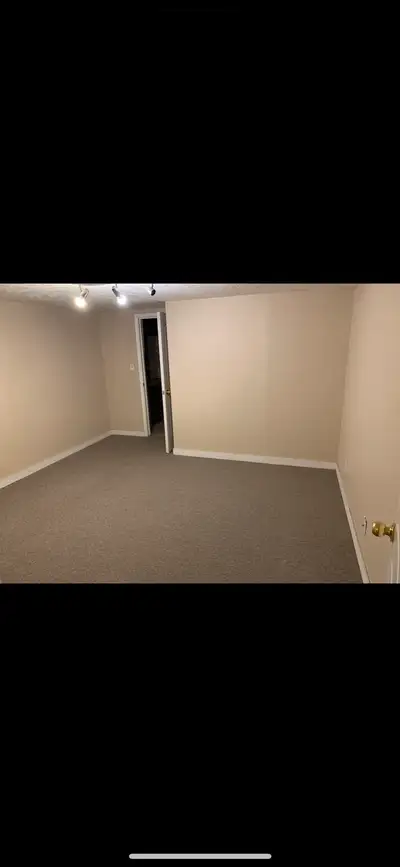 TEMPLE 1 BED ROOM 1 PERSON ONLY!!!
