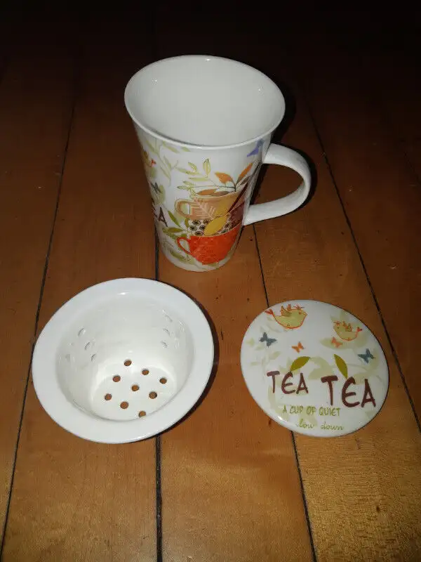 Tasse à thé in Arts & Collectibles in City of Montréal - Image 4