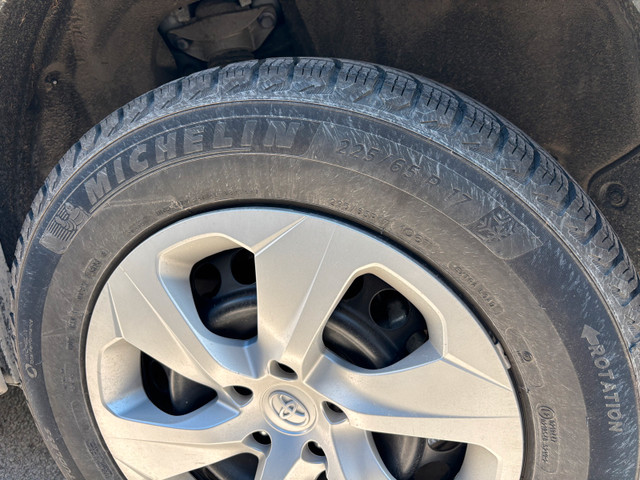 Michelin X ice Snow 225/65/17 WINTER in Tires & Rims in City of Toronto