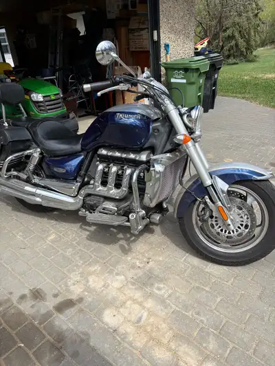 2008 Triumph rocket 3 Classic up for sale. I’m selling the bike for my dad because he can’t get out...