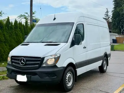 Mercedes Sprinter 2018 Diesel 2500 Engine and transmission very good condition drive and runs great...