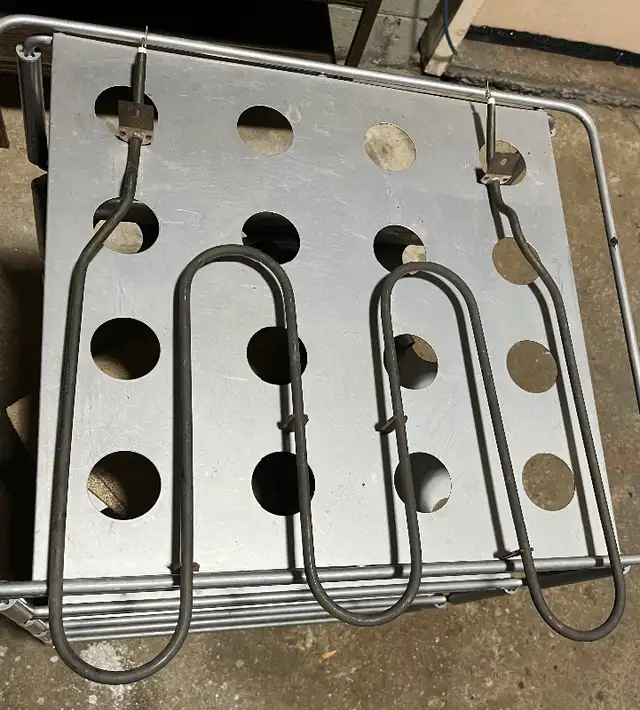 Oven Elements for electric stove in Stoves, Ovens & Ranges in City of Toronto - Image 2