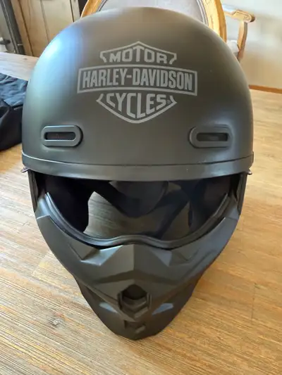 Harley Davidson Bike Helmet. Like new, hardly worn, never dropped. Flip down visor and removable fac...