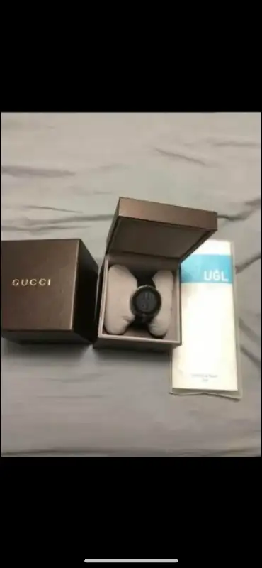 Authentic Gucci digital watch VVS diamonds628632838611221223