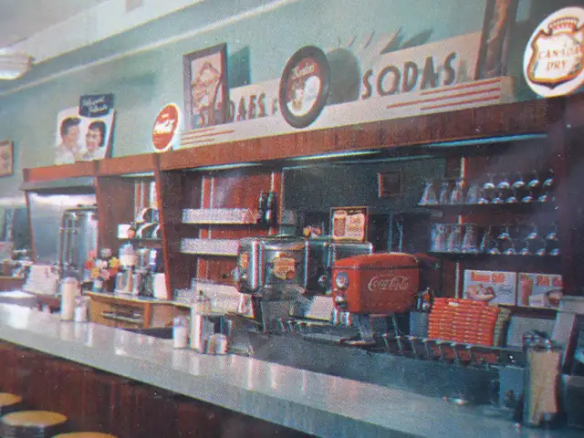 1950 Snack Bar Restaurant Caps 5  Couvre-Chefs Carton Tissu Bte in Arts & Collectibles in Lévis - Image 6