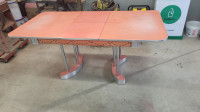 Table vintage rétro chrome