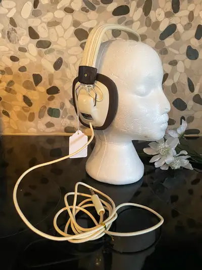 Vtg headset 1960-70s, View more