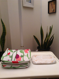 Only $10 for this brand new set of toiletry and cosmetic bag!