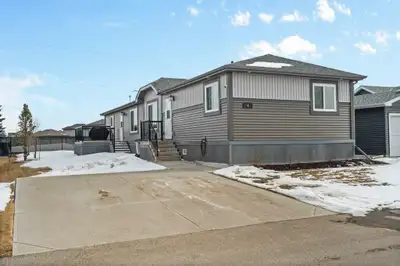 Situated in the sought-after community of The Meadows in Morinville, this meticulously maintained 4-...