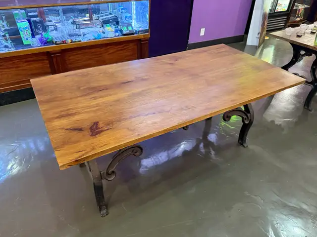 Hobbs Mfg Co Dining Table in Dining Tables & Sets in City of Toronto - Image 5