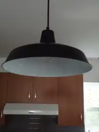 lampe moderne suspendue