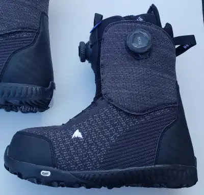 Womens Snowboard boots size 8 by Burton, View more