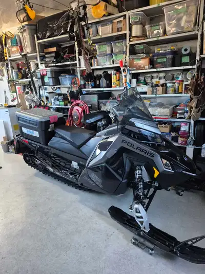 2022 Polaris 650 matrix 46 XC switchback , two up seat , studded track , heated thumb and grips , to...