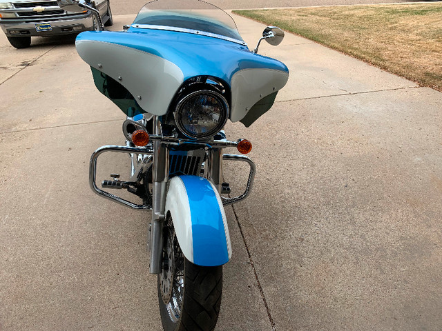 Beautiful 2009 Suzuki C50 in Street, Cruisers & Choppers in Medicine Hat - Image 3