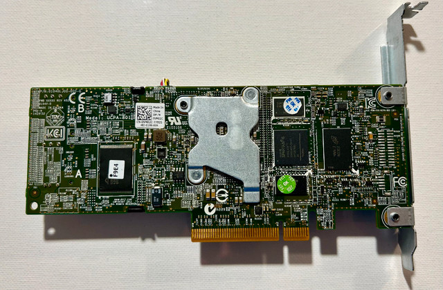 DELL PERC H710 6 GB/s SAS Raid Controller in Servers in Kingston - Image 4