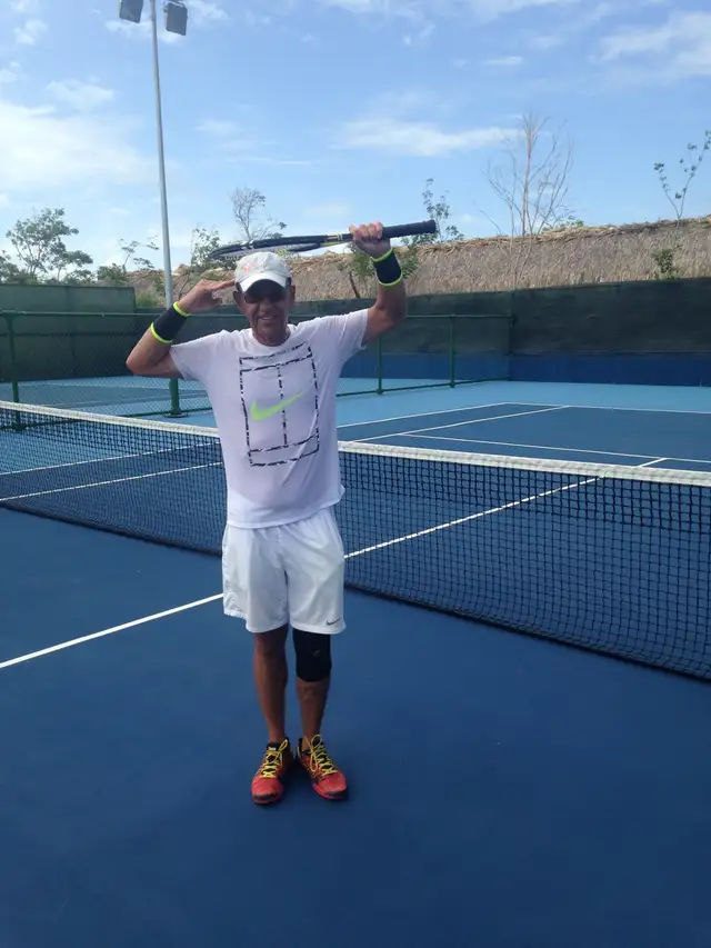 Tennis Lessons at Private club. Free membership.63280411550083123