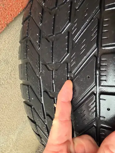 Firestone Winterforce P265/70R17 6 bolts pattern, on rims with sensors. 7 years old. Tread still lef...